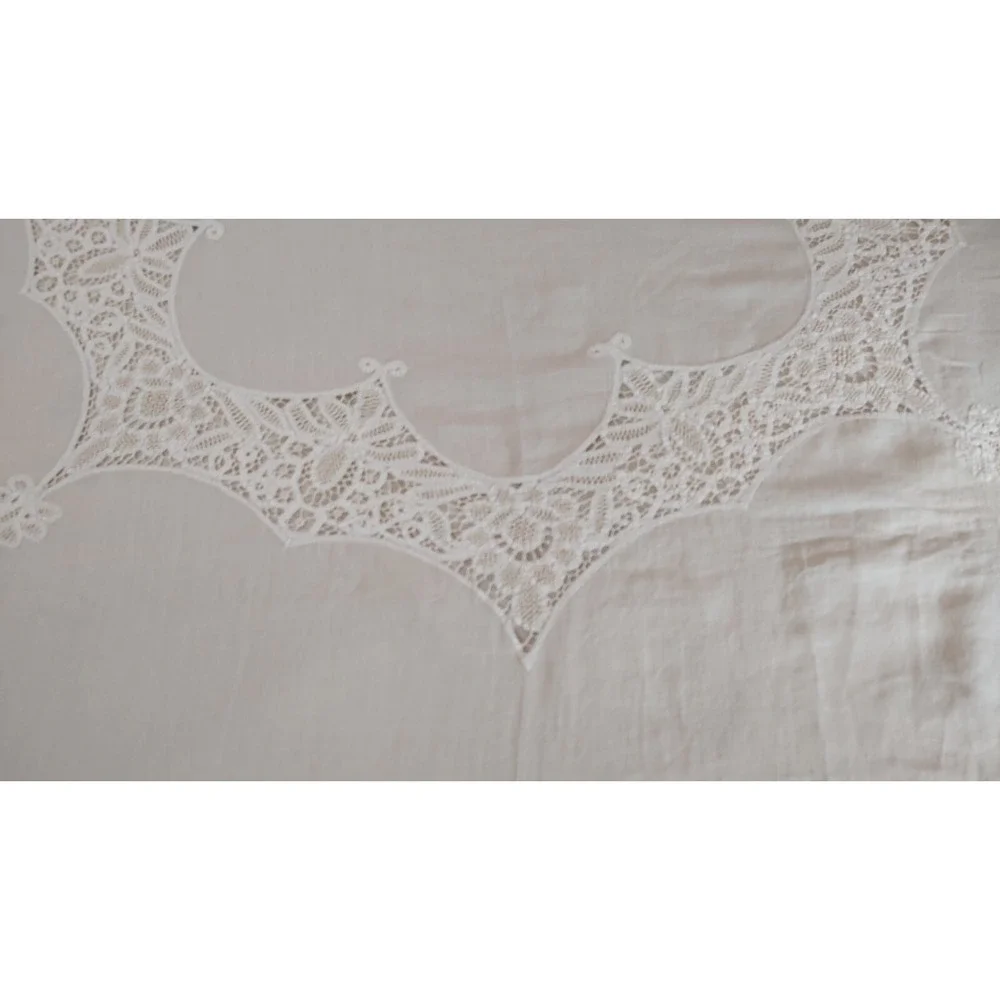 Vintage Irish Battenberg Lace Tablecloth and Six Napkins Set Cotton 56x59 Inches